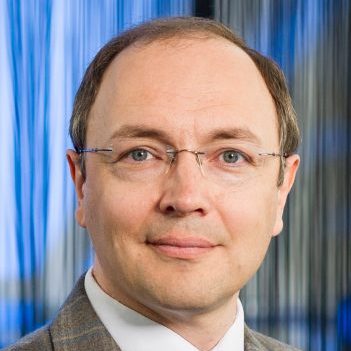 Prof. Dr. Alexander Nesterov-Müller